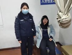 <strong>2号站女逃犯女扮男装欲过关 被铁路民警</strong>