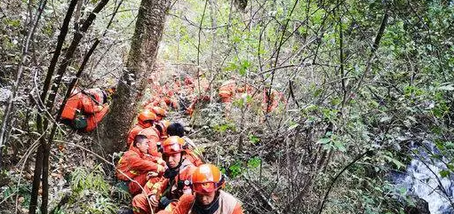 四川甘孜森林火灾已全部扑灭 未造成人员伤亡2号站